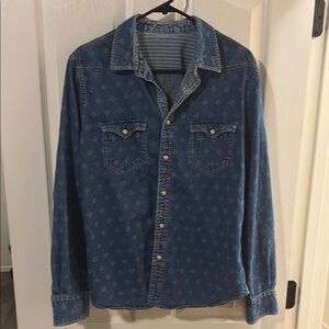 VINTAGE- Arizona Jean Co. Women’s Blue Denim Button-Up Shirt